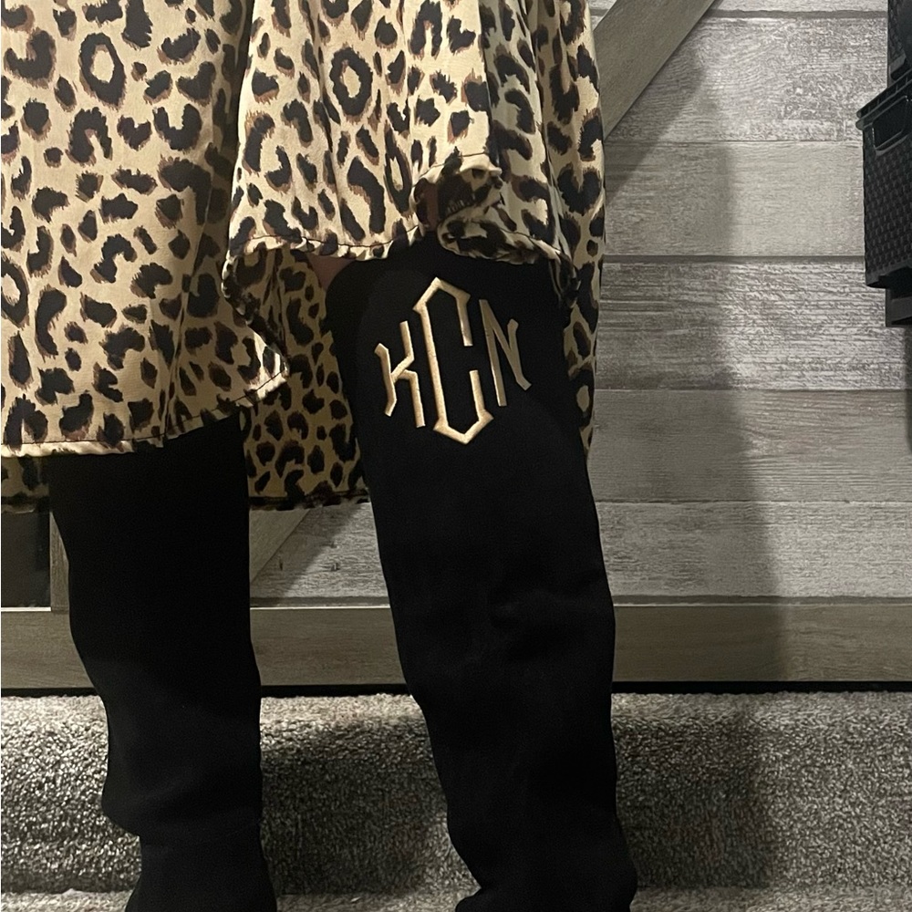 Monogram boots KNC